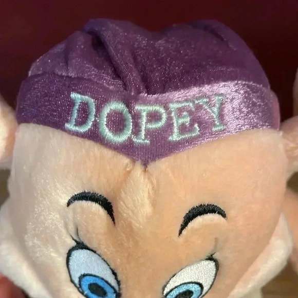 Dopey Disney Store Exclusive Plush Bean Bag Bottom Collectible 12 Inch - Picture 9 of 10